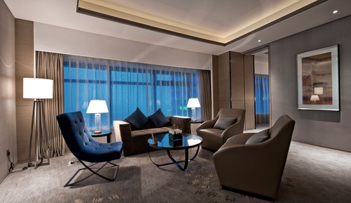 Executive Suite, 1 King Bed, Business Lounge Access