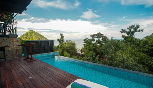 Hanging Pool Residence
