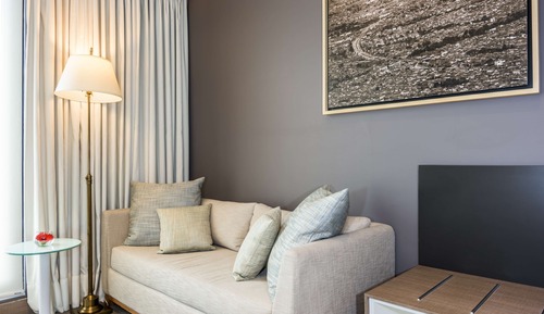Premium Room