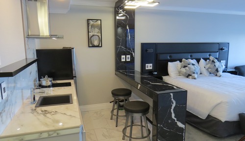 Signature Studio