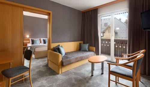 Suite, 1 King Bed, Non Smoking