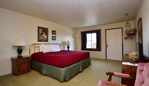 Deluxe Room, 1 King Bed