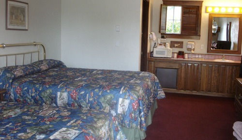 Standard Room, 2 Queen Beds
