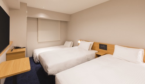 Standard Twin Room with Sofa - Non-Smoking