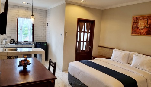Junior Room