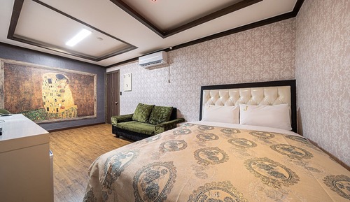 Room (Special Room)