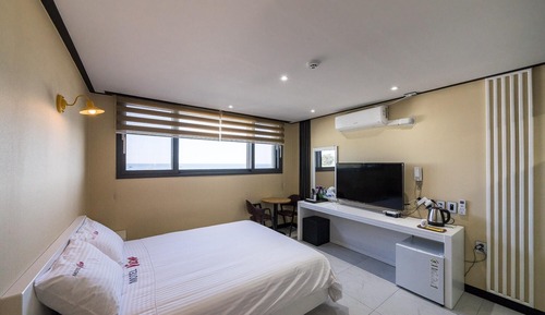 Room (General room)