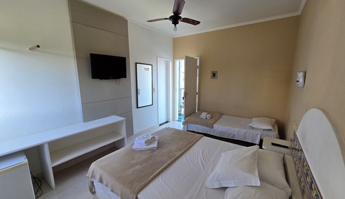 Comfort Triple Room