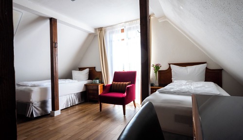 Comfort Triple Room
