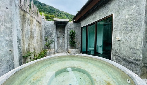 Jacuzzi Villa