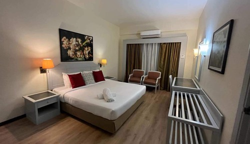 Romantic Apartment, Multiple Beds