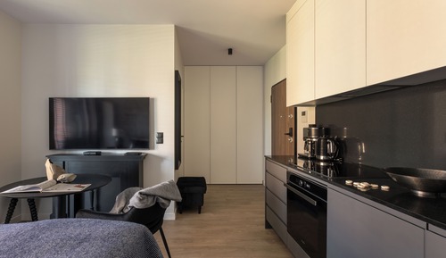 Classic Studio, Terrace (E09)