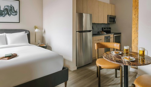 Studio, 1 Queen Bed