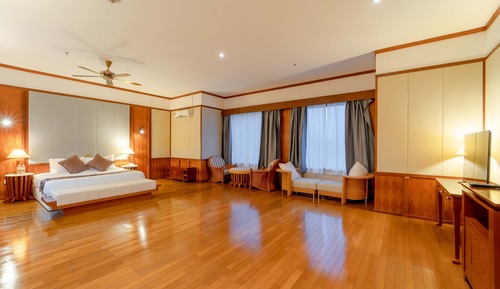 Presidential Suite