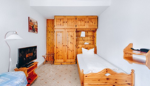 Classic Single Room