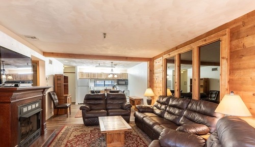 Condo, 3 Bedrooms
