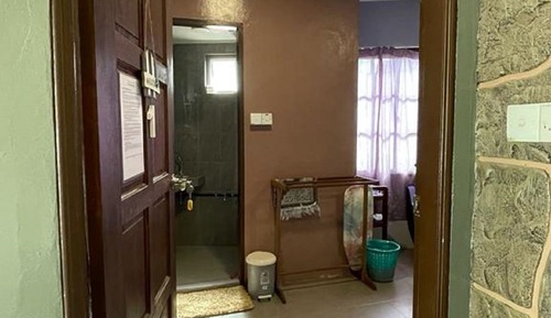 Room, Private Bathroom