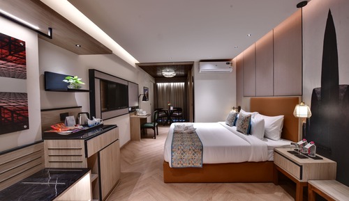 Premium Room, 1 King Bed
