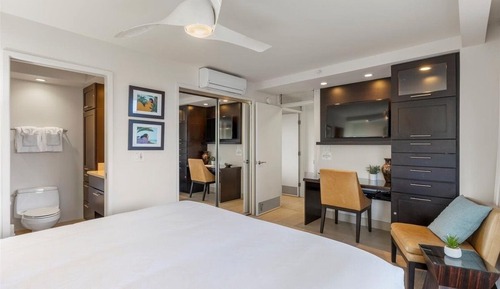 Condo, 2 Bedrooms