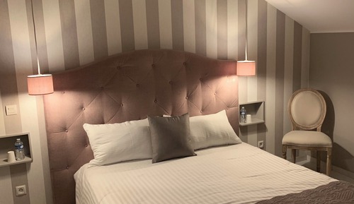 Comfort Room, 1 King Bed (La Cazalaise)