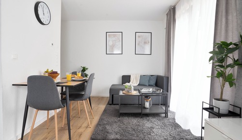 Deluxe Apartment, 1 Queen Bed with Sofa bed, Balcony