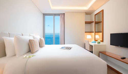 Two-bedroom Ocean view Suite with Balcony