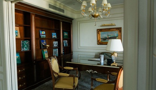 Exclusive Suite, 1 King Bed