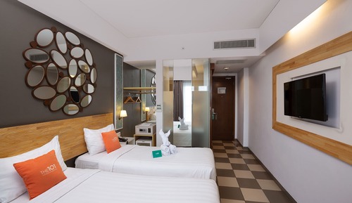 Superior Double or Twin Room, Balcony, City View