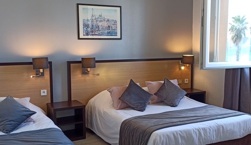 Triple Room, Courtyard View