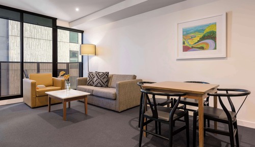 2 Bedroom Deluxe (No Housekeeping)