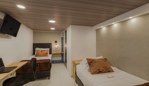 Basic Twin Room