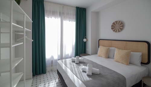 Premium Apartment, City View