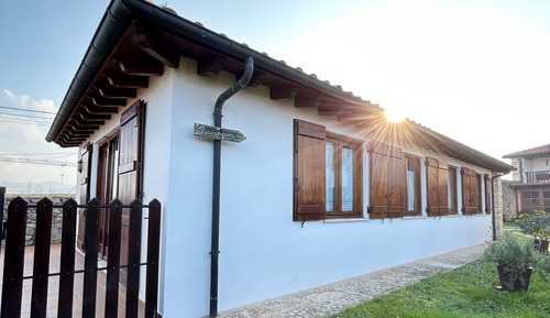 Family House, 2 Bedrooms, Kitchen, Garden View