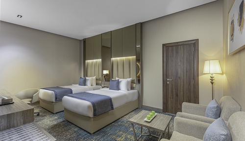 Deluxe Twin Room