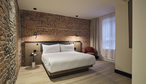Room (Large)