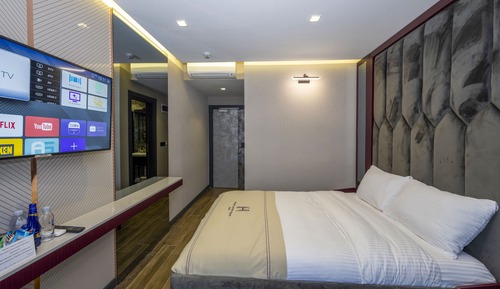 Deluxe Single Room