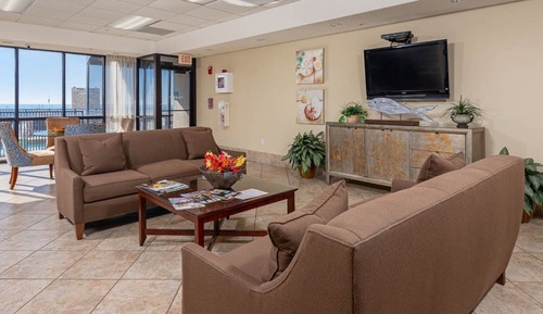 Condo, 3 Bedrooms