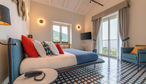 Deluxe Quadruple Room