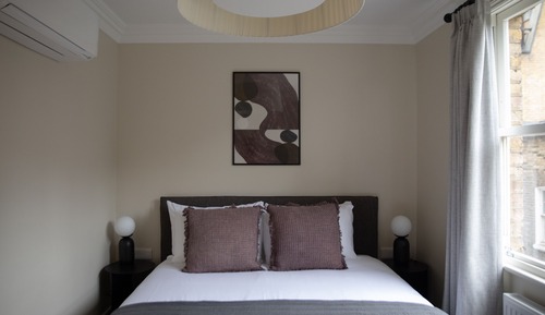 Grand Apartment (Biggy Apartment•4 Bedrooms & Balcony)