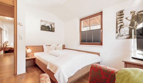 Grand Apartment, Balcony, Mountain View