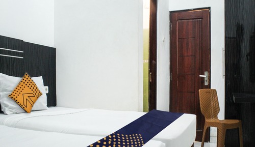 Economy Twin Room
