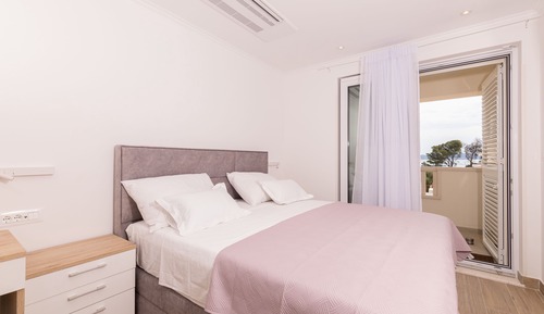 Family House, 5 Bedrooms, Sea View