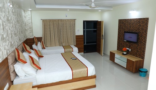 Executive Triple Room