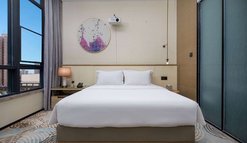 Executive Suite, 1 King Bed, Non Smoking