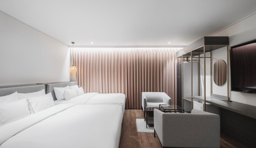 Family Twin Room
