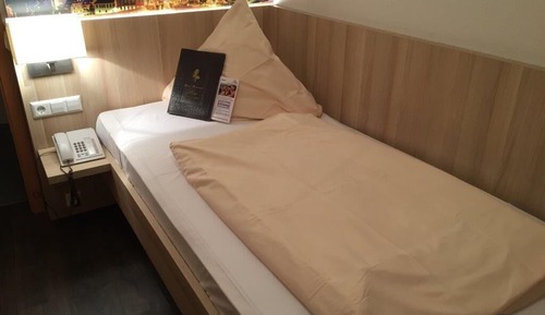 Standard Single Room