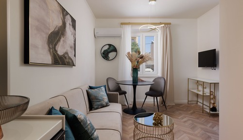 House, 2 Bedrooms