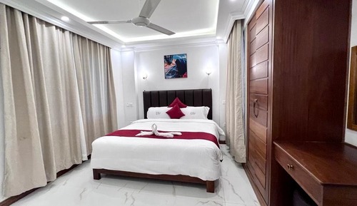 Deluxe Single Room