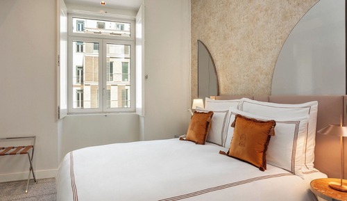 Premium Room, 1 King Bed (Cloister View)