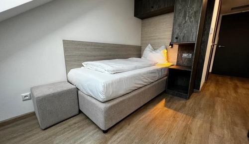 Studio Apartment without Kitchen